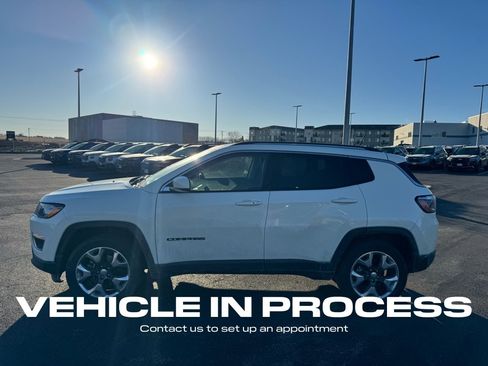 Used 2019 Jeep Compass Limited image 6