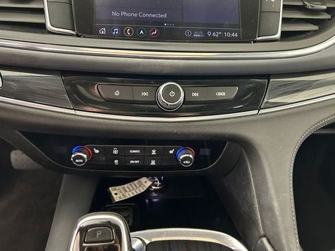 Used 2020 Buick Enclave Essence w/ Sound and Sites Package FWD image 23