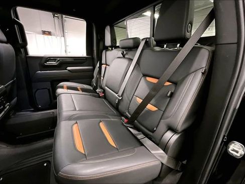 Used 2025 GMC Sierra 2500 AT4 w/ AT4 Premium Plus Package image 26