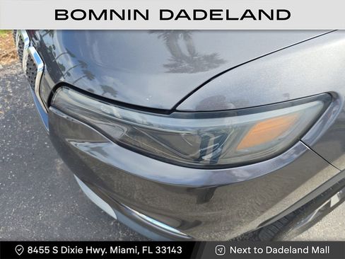 Used 2022 Jeep Cherokee Limited image 13