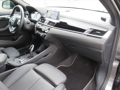 Used 2020 BMW X2 sDrive28i w/ Convenience Package FWD image 11