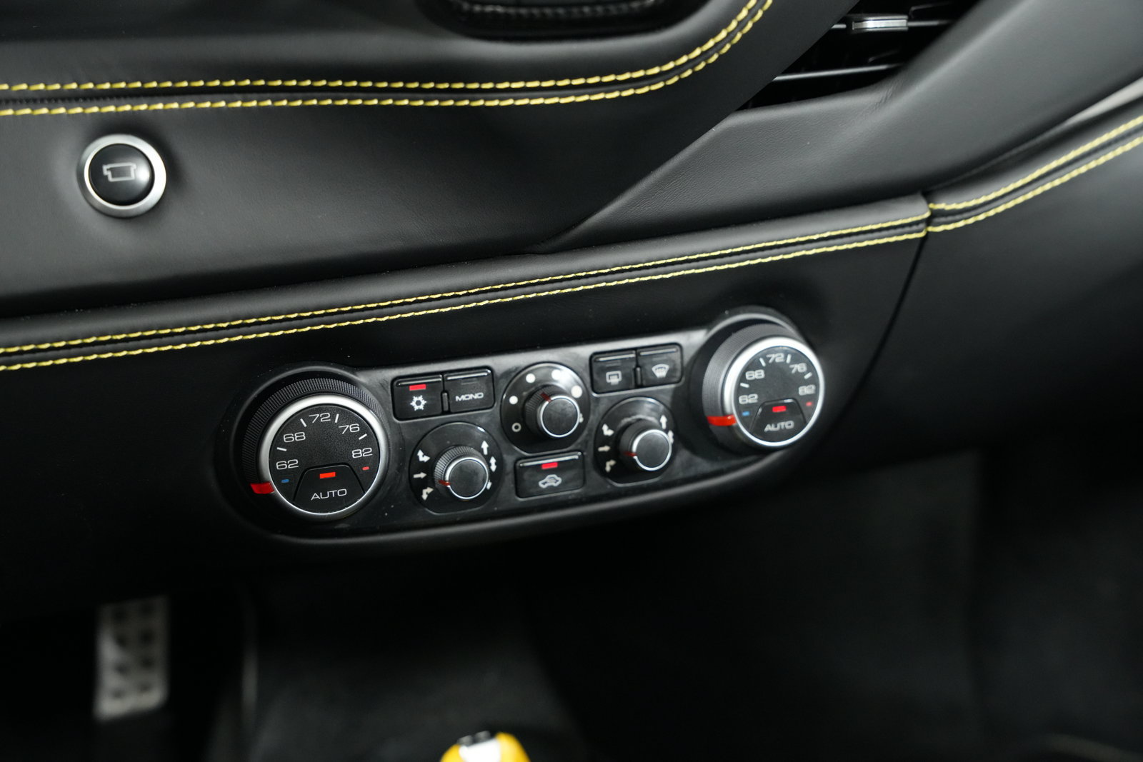 Certified 2018 Ferrari 488 Spider RWD image 36