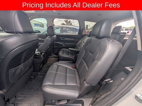 Used 2021 Kia Telluride EX w/ EX Premium Package AWD/4WD image 8