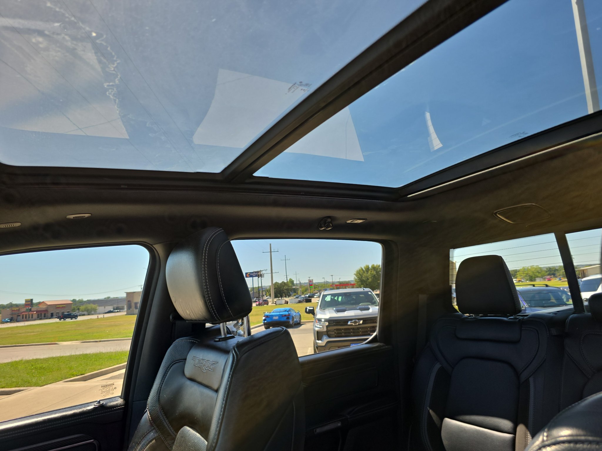 Used 2022 RAM 1500 TRX AWD/4WD image 9