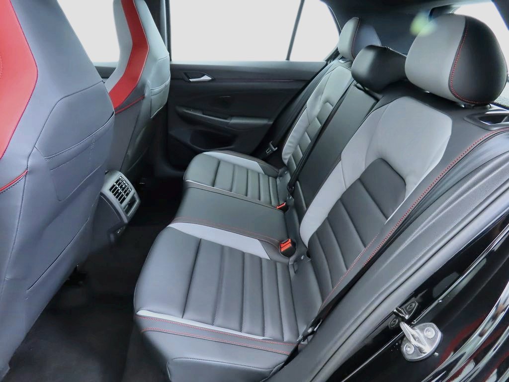 New 2026 Volkswagen GTI SE FWD image 21