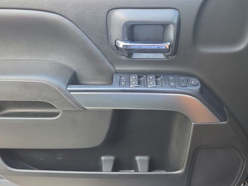Used 2018 Chevrolet Silverado 1500 LT RWD image 34