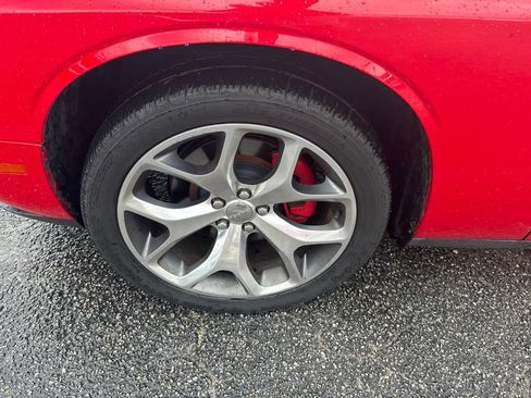 Used 2015 Dodge Challenger SXT Plus w/ Driver Convenience Group RWD image 11