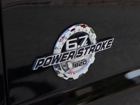 Used 2012 Ford F250 Lariat w/ Lariat Interior Pkg image 52