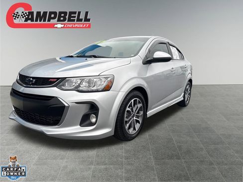 Used 2020 Chevrolet Sonic LT w/ Convenience Package image 1