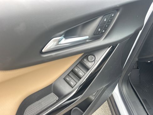 New 2026 Chevrolet Equinox ACTIV FWD image 16