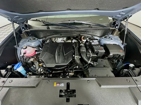 Used 2025 Hyundai Santa Fe SEL FWD image 33