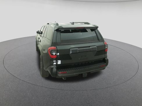New 2026 Toyota 4Runner SR5 AWD/4WD image 6