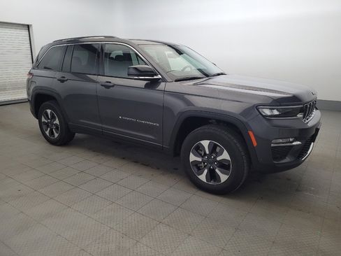 Used 2022 Jeep Grand Cherokee Limited 4xe w/ Luxury Tech Group II image 11