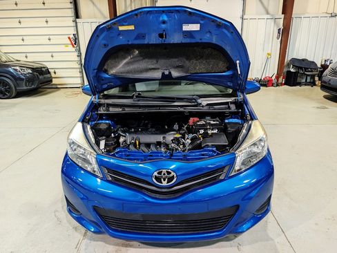 Used 2014 Toyota Yaris LE FWD image 39