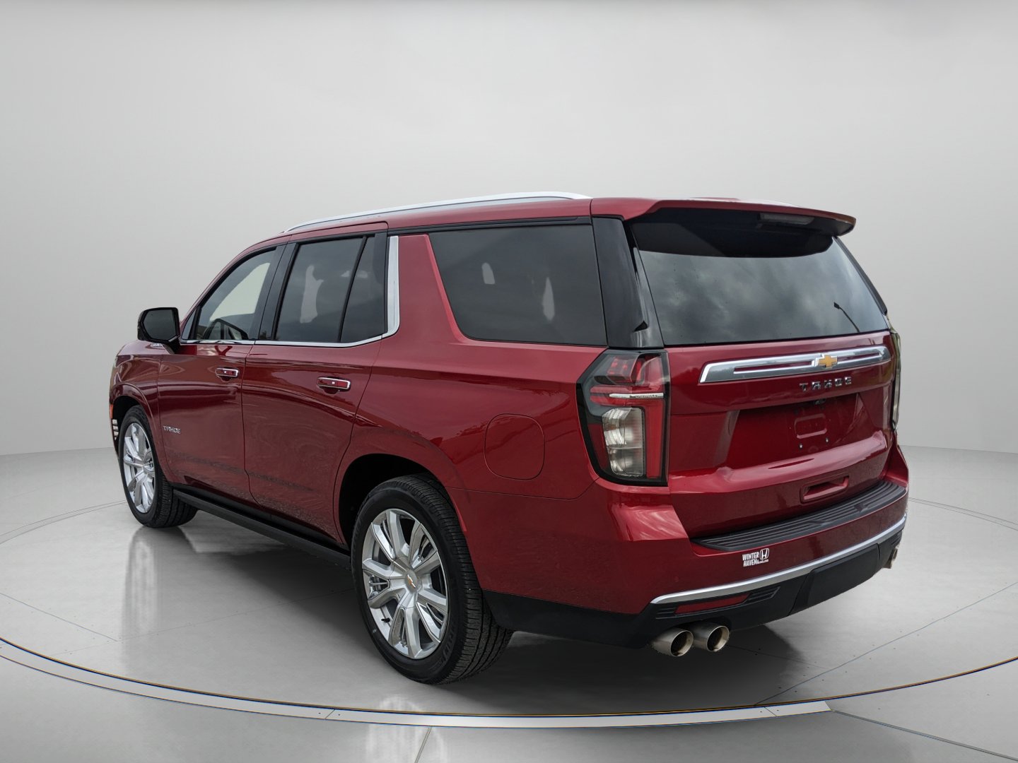 Used 2024 Chevrolet Tahoe High Country w/ Advanced Technology Package RWD image 6