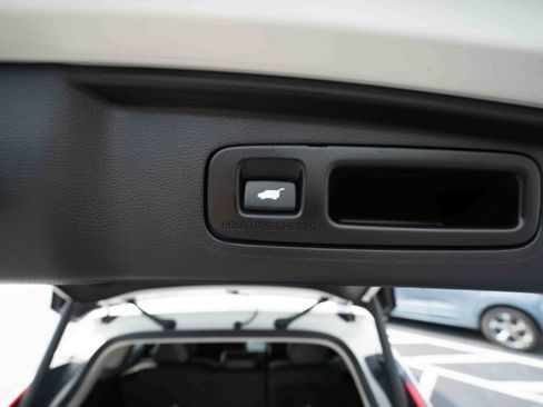 Used 2024 Honda CR-V EX-L image 29