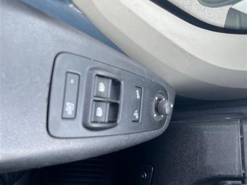 Used 2019 RAM ProMaster 2500 FWD image 18