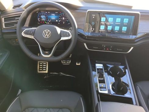 New 2026 Volkswagen Atlas SEL Premium R-Line AWD/4WD image 15