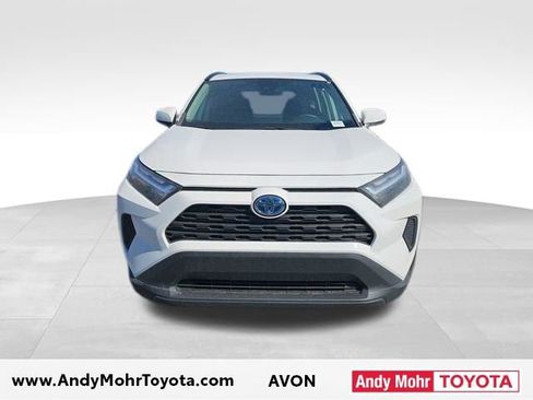 Used 2022 Toyota RAV4 XLE image 3