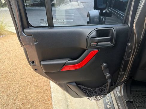 Used 2017 Jeep Wrangler Unlimited Sport w/ Max Tow Package AWD/4WD image 31