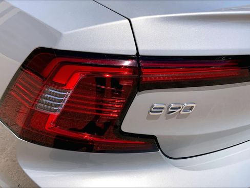 Used 2024 Volvo S90 B6 Ultimate w/ Protection Package Premier AWD/4WD image 29