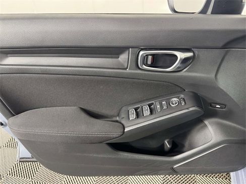 Used 2023 Honda Civic Sport image 17