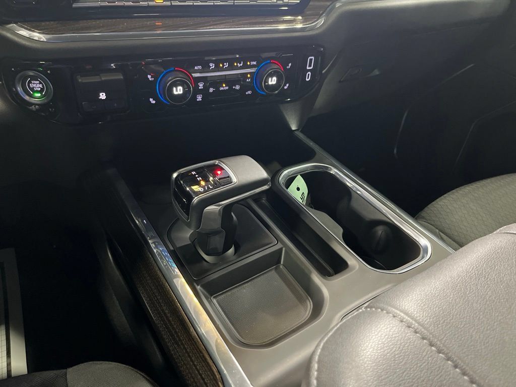 Used 2023 Chevrolet Silverado 1500 RST AWD/4WD image 31