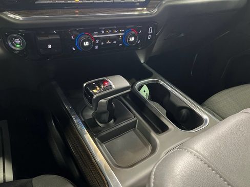 Used 2023 Chevrolet Silverado 1500 RST AWD/4WD image 31
