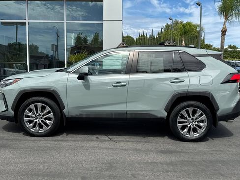 Used 2023 Toyota RAV4 XLE Premium FWD image 8