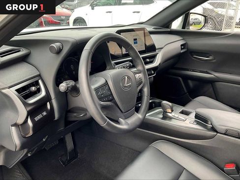 Certified 2025 Lexus UX 300h FWD image 14