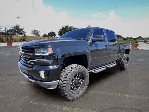 Used 2017 Chevrolet Silverado 1500 LTZ Z71 w/ Redline Edition AWD/4WD image 5