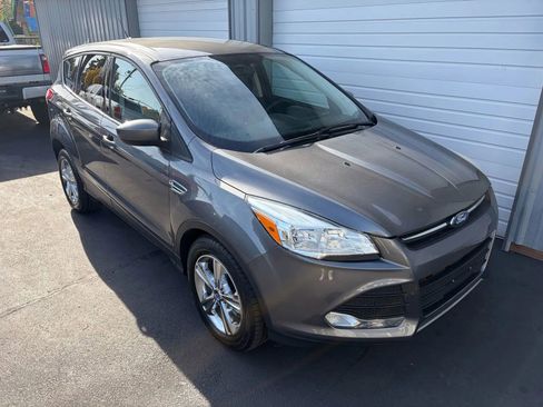 Used 2014 Ford Escape SE image 1