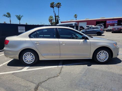 Used 2014 Volkswagen Jetta S FWD image 7
