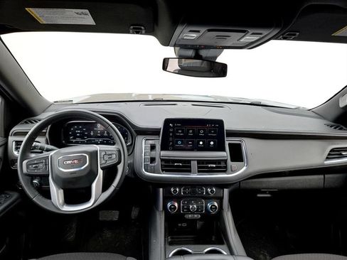 Used 2024 GMC Yukon SLE AWD/4WD image 12