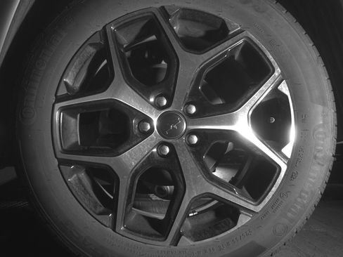 Used 2025 Jeep Compass Limited image 14