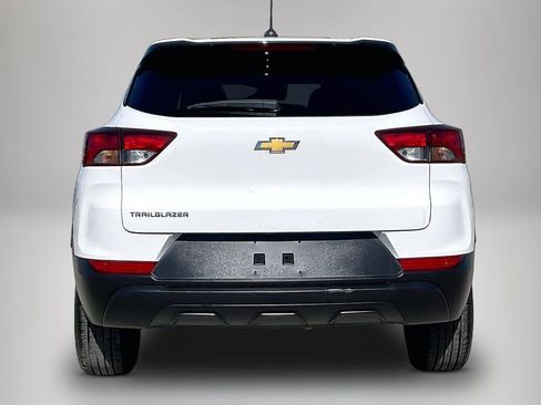 Used 2023 Chevrolet TrailBlazer LS image 6