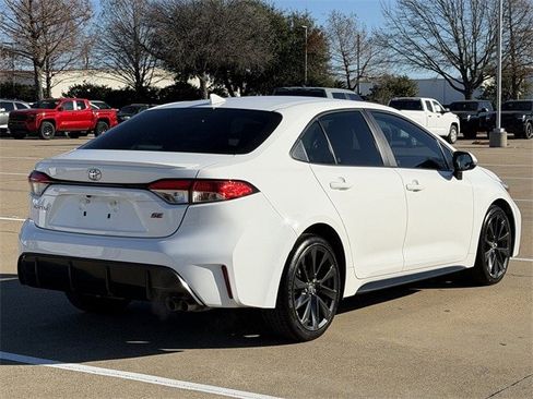 Certified 2023 Toyota Corolla SE image 4