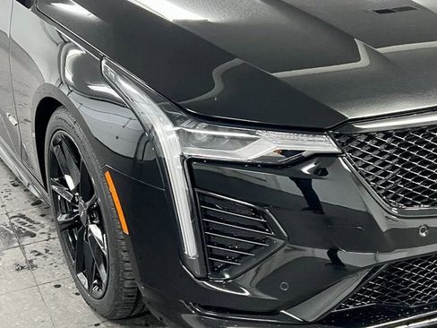 Certified 2025 Cadillac CT4 V image 10