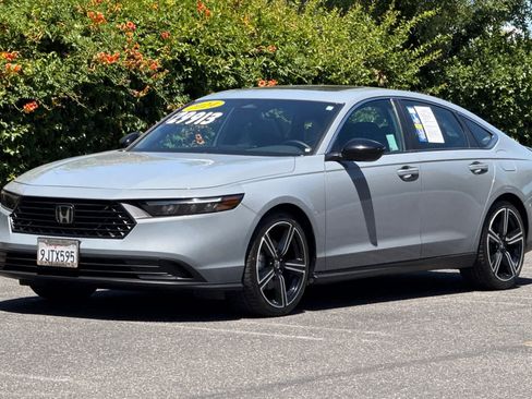 Used 2024 Honda Accord Sport image 7
