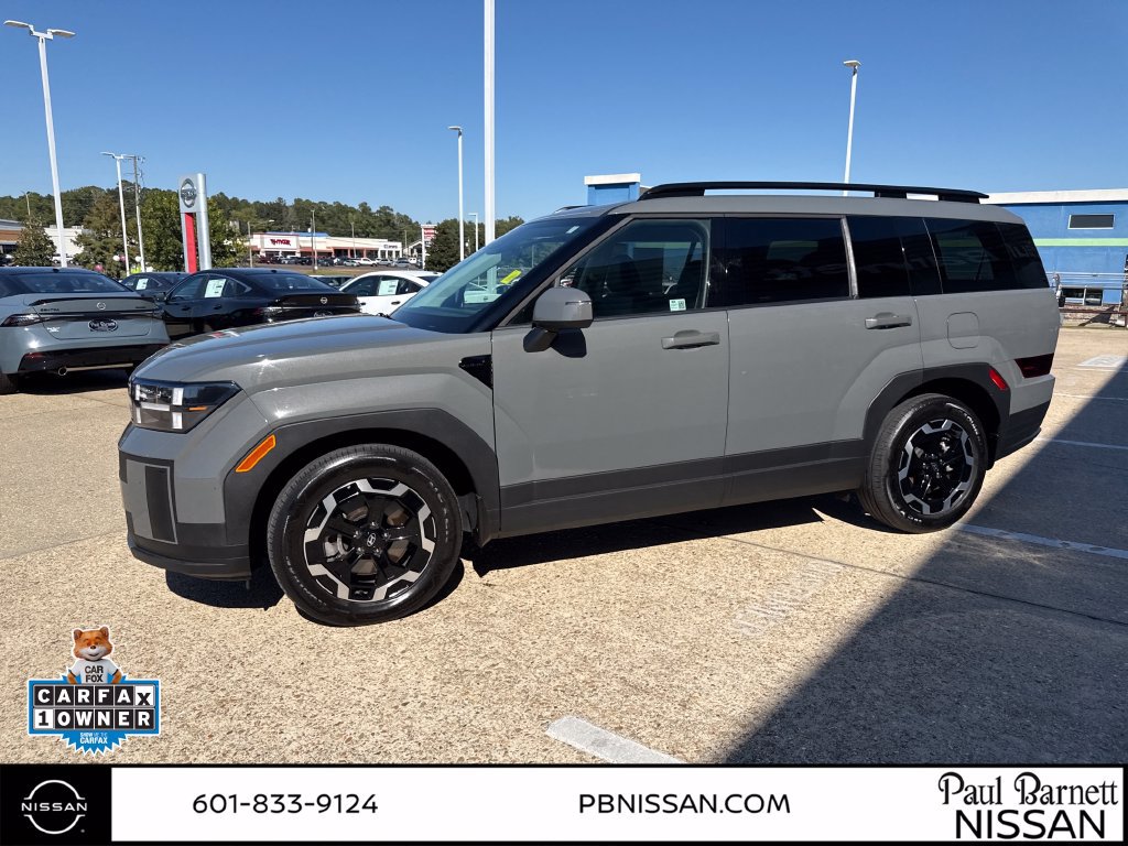 Used 2026 Hyundai Santa Fe SEL FWD image 2