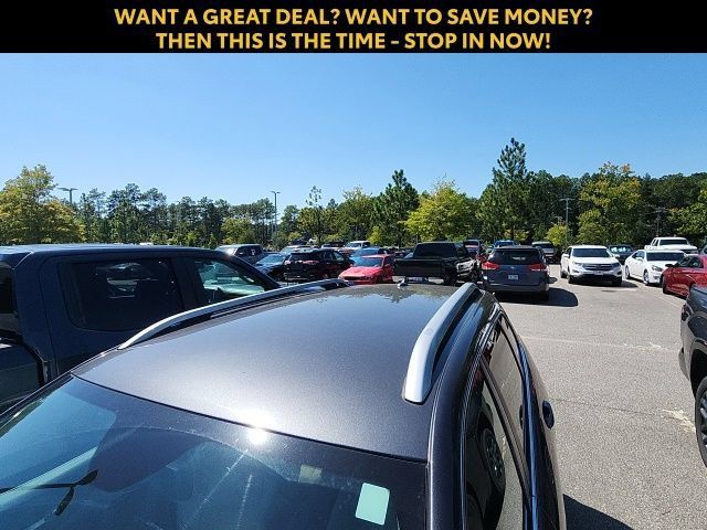 Used 2016 Jeep Cherokee Latitude w/ Cold Weather Group AWD/4WD image 7