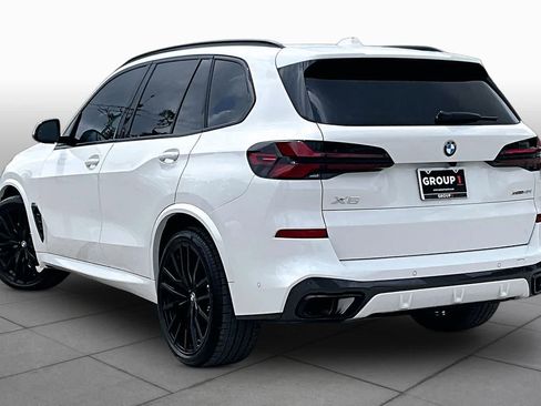 Used 2026 BMW X5 xDrive40i w/ M Sport Package AWD/4WD image 11