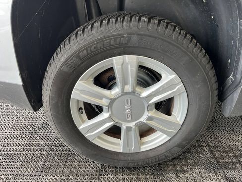 Used 2016 GMC Terrain SLE FWD image 25