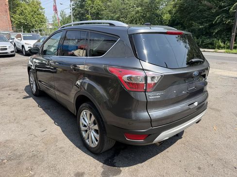 Used 2017 Ford Escape Titanium AWD/4WD image 9