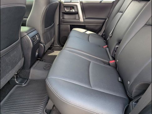 Used 2022 Toyota 4Runner TRD Sport RWD image 12