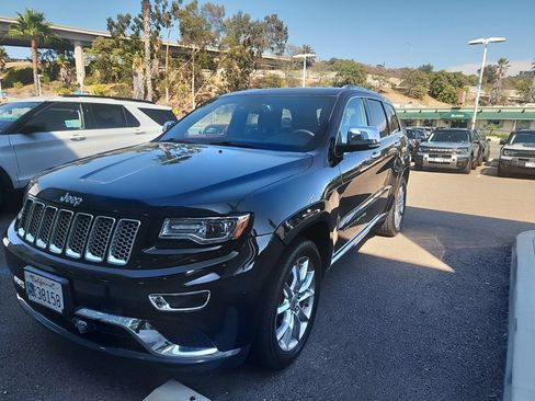 Used 2014 Jeep Grand Cherokee Summit AWD/4WD image 2