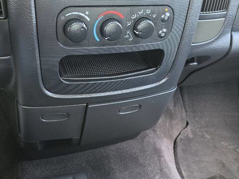 Used 2003 Dodge Ram 2500 Truck SLT AWD/4WD image 14