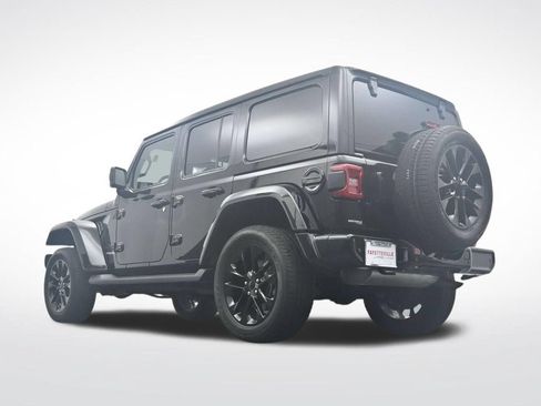 Used 2021 Jeep Wrangler Unlimited Sahara AWD/4WD image 36