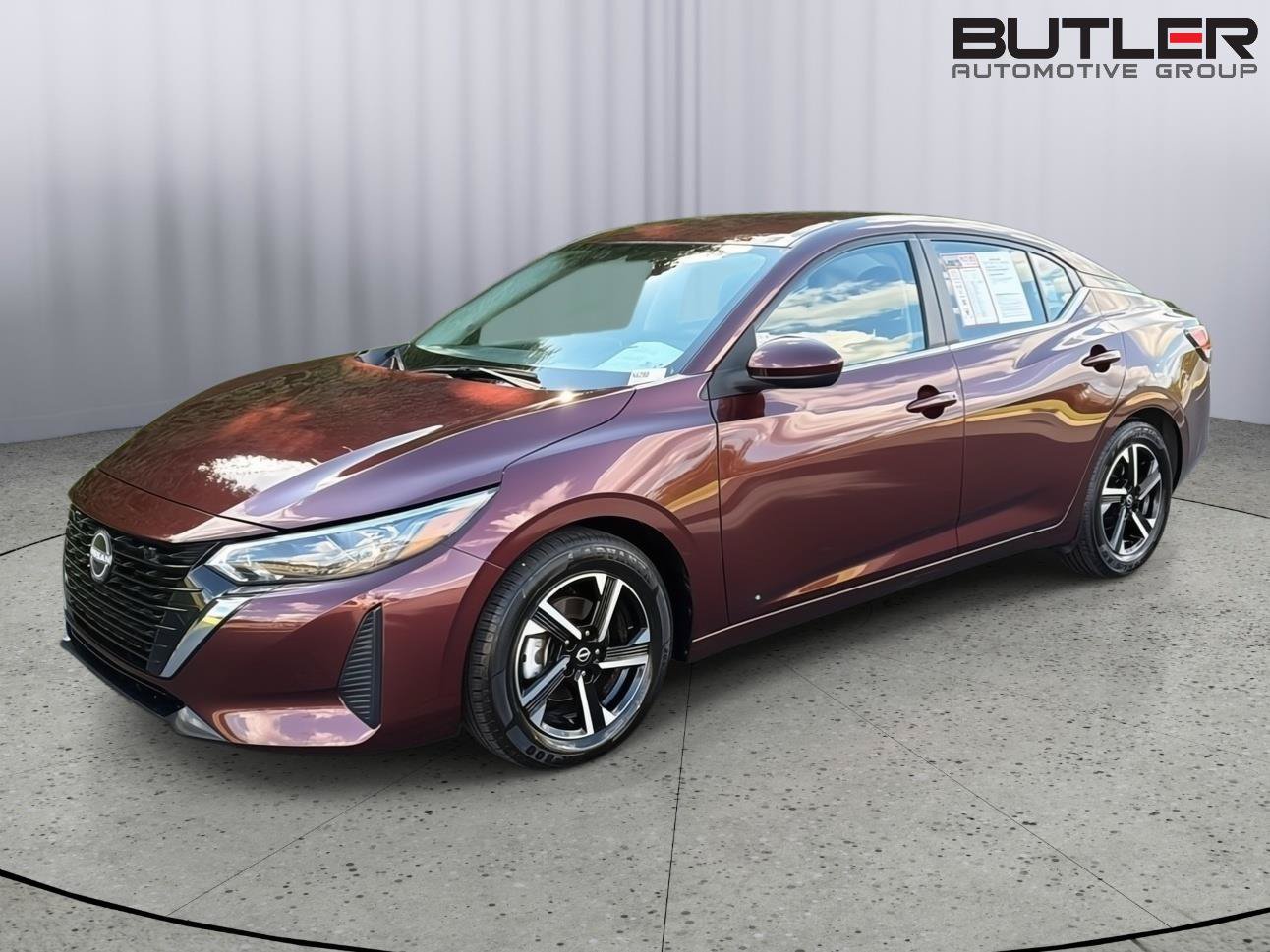 Used 2025 Nissan Sentra SV FWD image 1