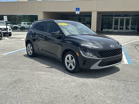 Certified 2023 Hyundai Kona SEL w/ Convenience Package FWD image 4